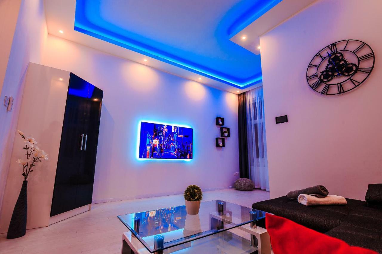 Luxury Smart Apartments Сегед Экстерьер фото